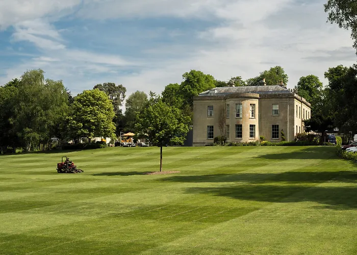 Bishopstrow Hotel And Spa - Small Luxury Hotels Of The World